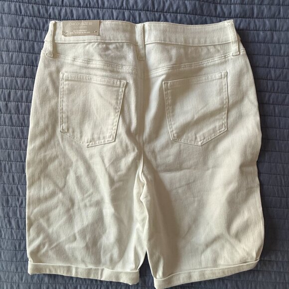 NWT Chico's White Denim So Slimming Girlfriend Slim Leg Shorts | Size 8 - Picture 5 of 8